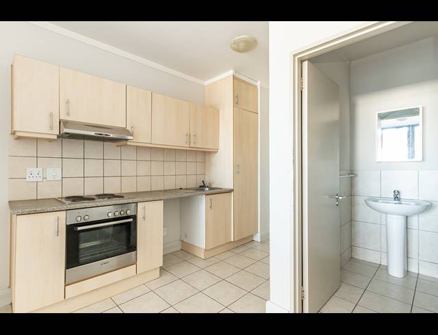 BEDROOM STUDIO APARTMENT TO LET IN CAPE TOWN CITY CENTRE